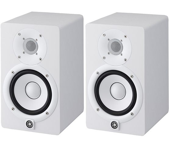 �������� ���������� �� Yamaha HS5W