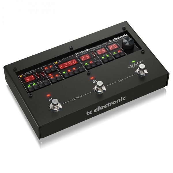    TC ELECTRONIC 2290 P DYNAMIC DIGITAL DELAY