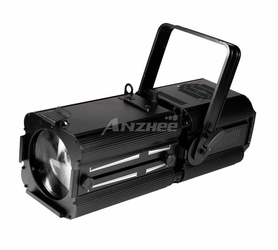 Профильный прожектор Anzhee Pspot-200 RGBW-ZOOM