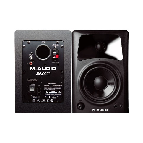     M-Audio AV42