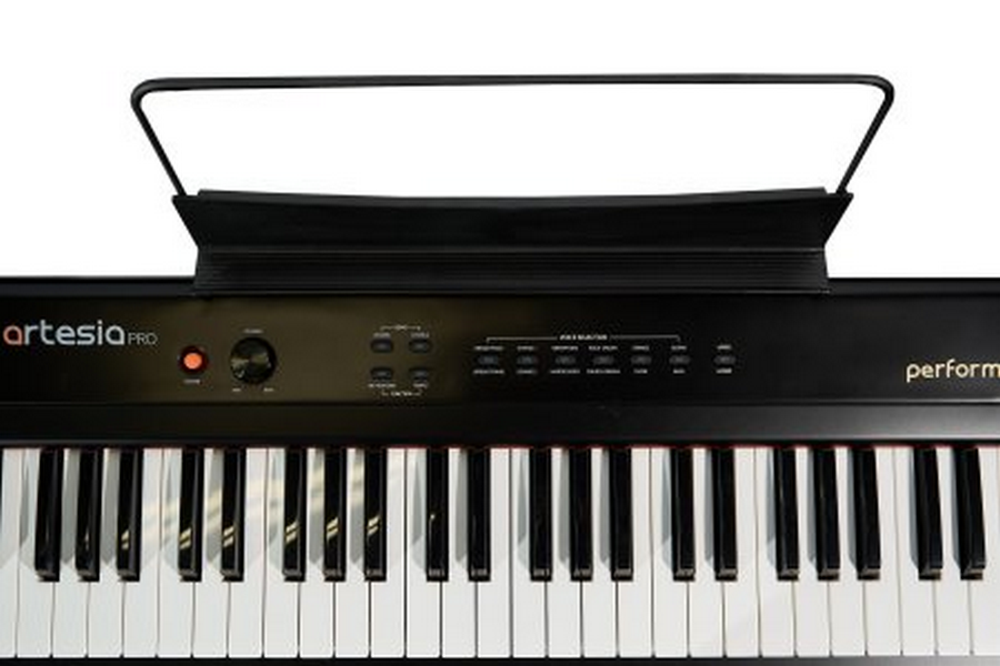   Artesia Performer Black