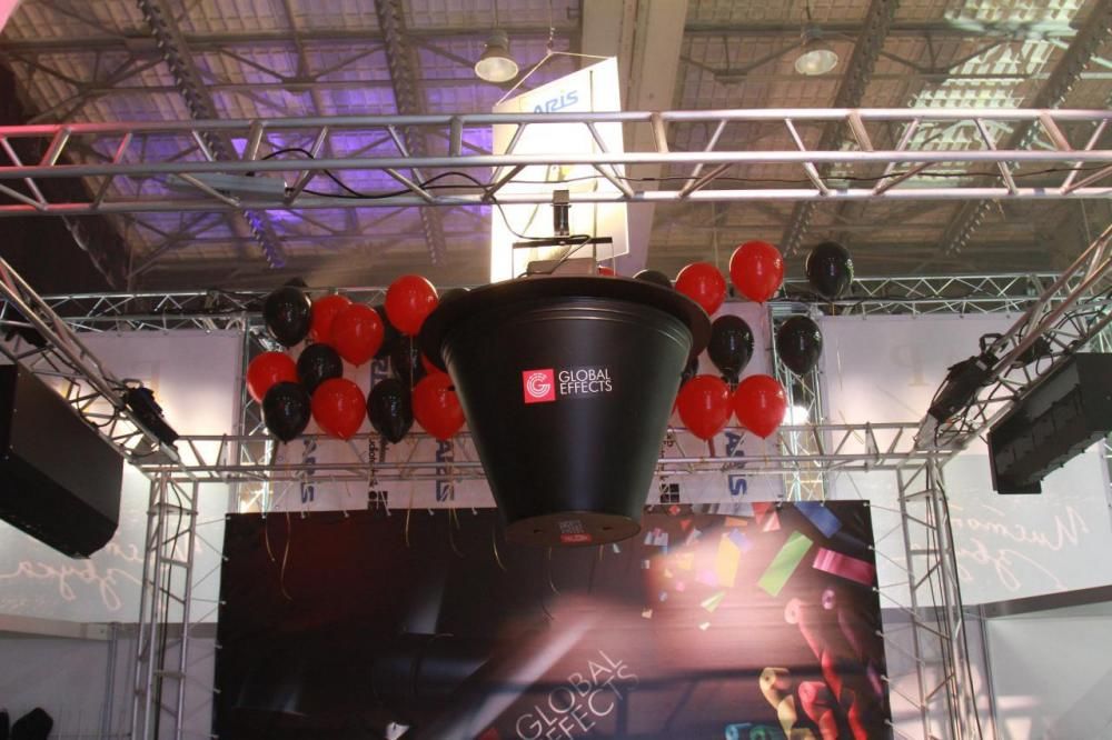 Подвесная конфетти-машина Global Effects EASY Swirl