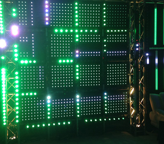   American DJ Ultra Kling Bar18