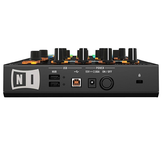 NATIVE INSTRUMENTS TRAKTOR KONTROL D2
