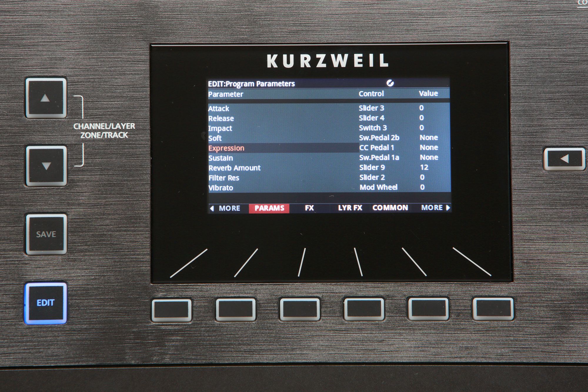 Синтезатор рабочая станция Kurzweil PC4