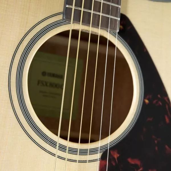 ������������������� ������ Yamaha FSX820C N