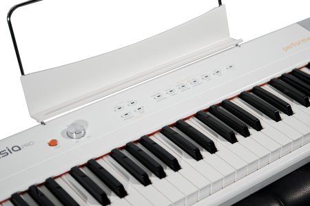   Artesia Performer White