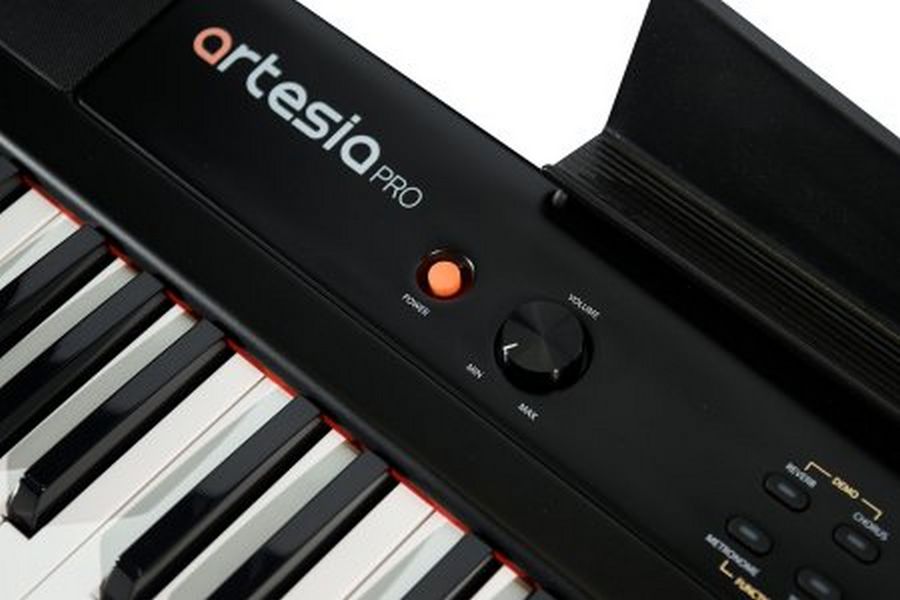   Artesia Performer Black