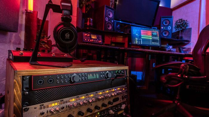  FOCUSRITE Scarlett 18i20 4th Gen