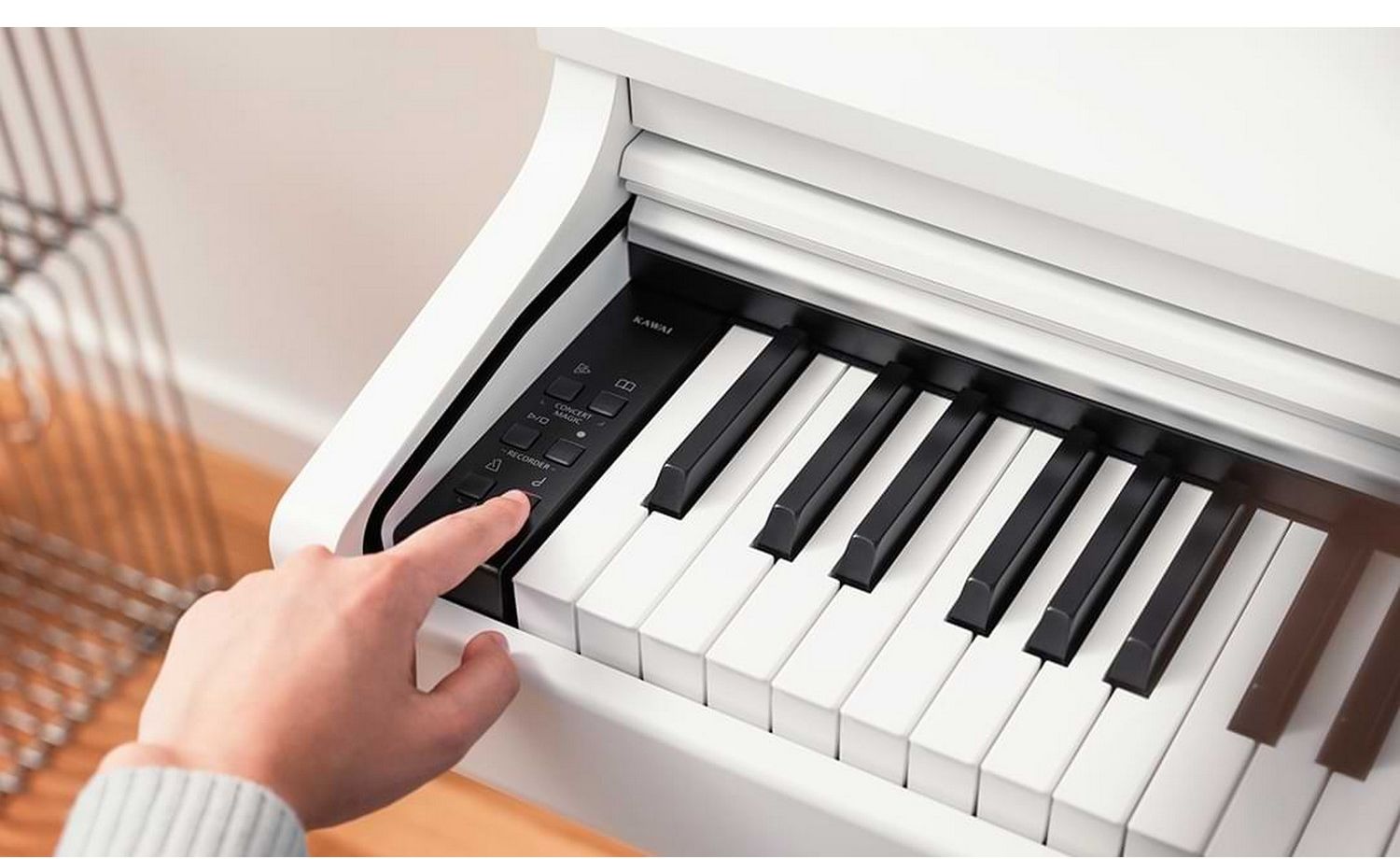 Цифровое пианино, банкетка в комплекте KAWAI CX102 W
