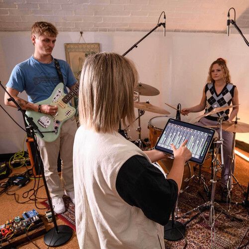  FOCUSRITE Scarlett 18i20 4th Gen