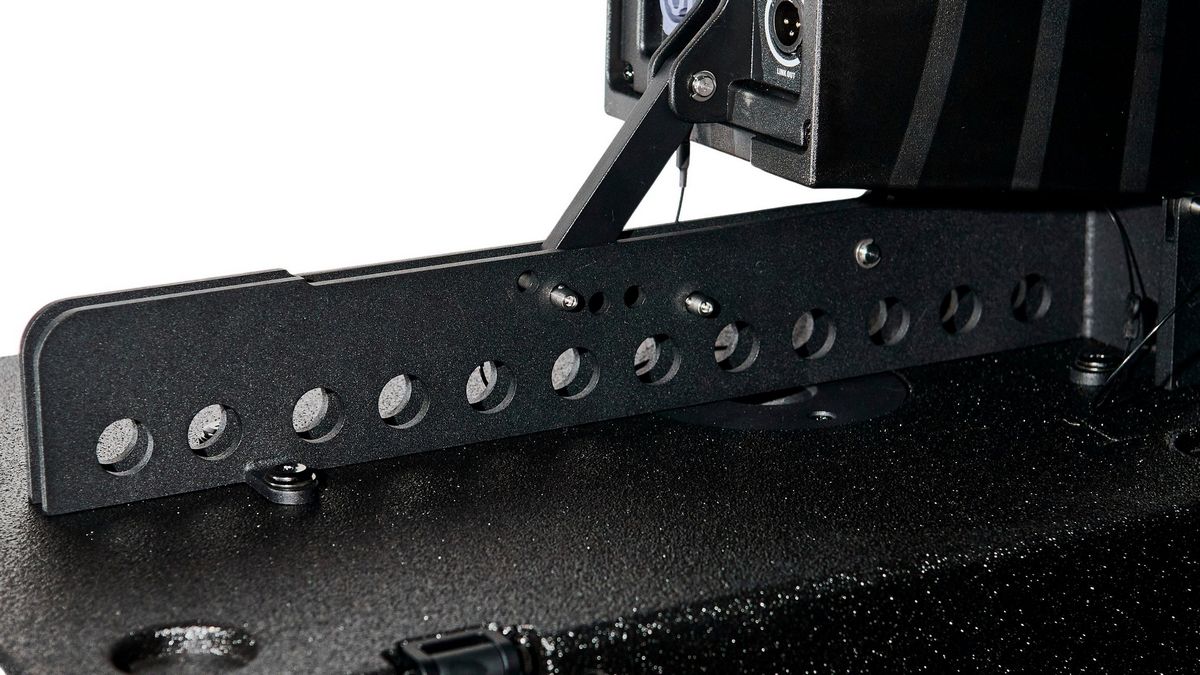 ������� ��������� ������� �������� 2-�������� SVS Audiotechnik CASCADE N5A