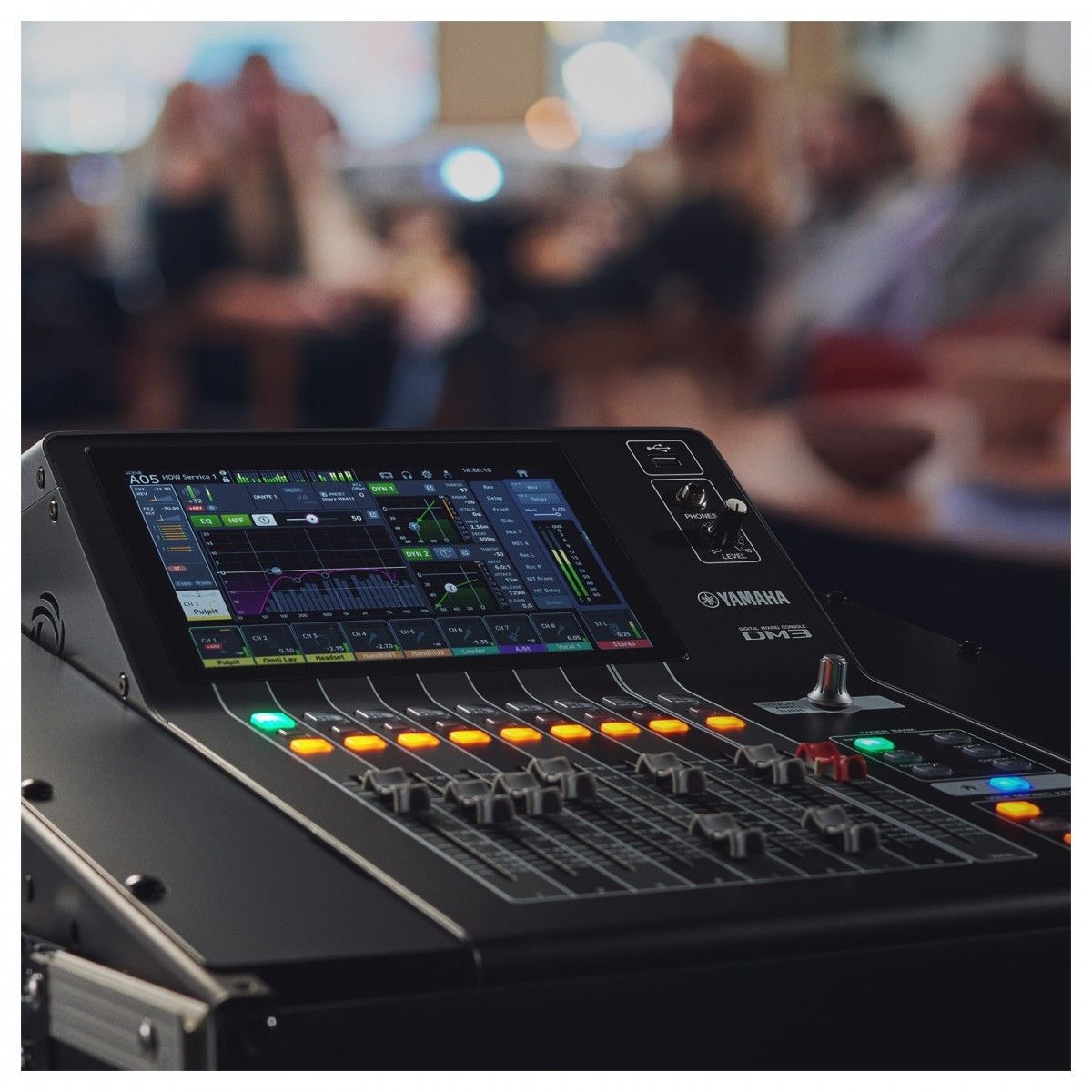 �������� ������ Yamaha DM3 � 16 �������� � ���������� Dante