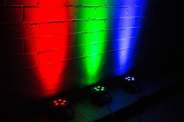    American DJ Mega TRIPAR Profile PLUS