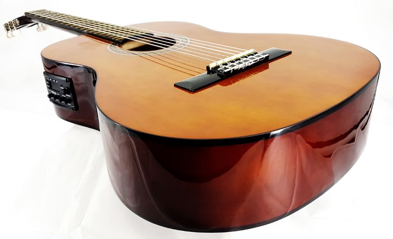 Гитара электроакустическая 4/4 Valencia VC104E