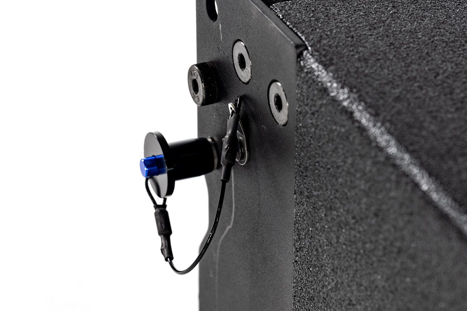 ������� ��������� ������� �������� SVS Audiotechnik CASCADE 208A