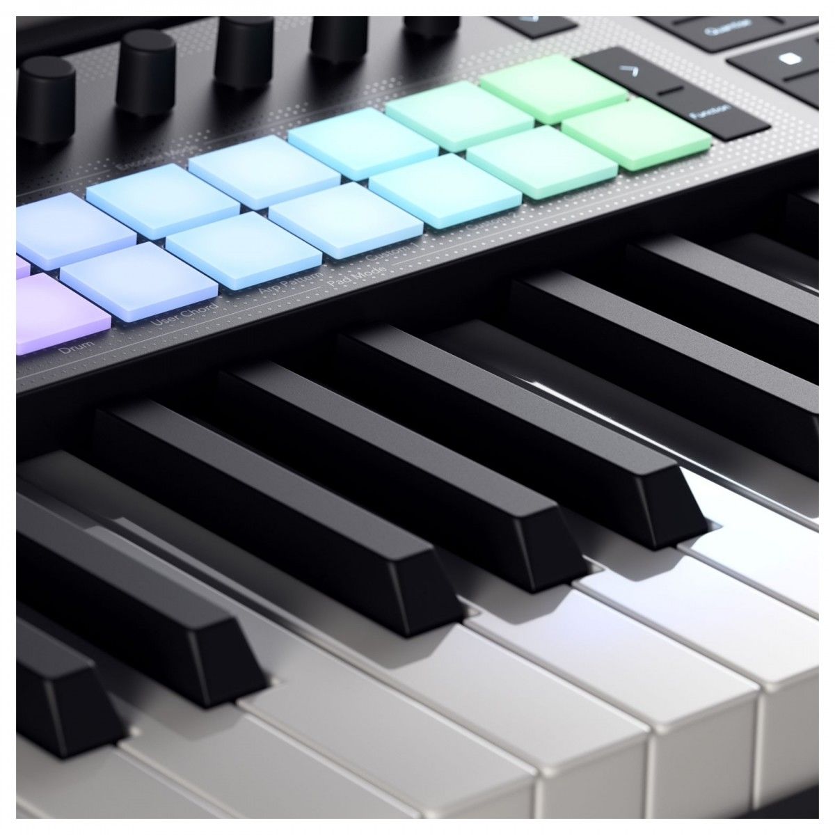 ����-���������� NOVATION Launchkey 61 MK4
