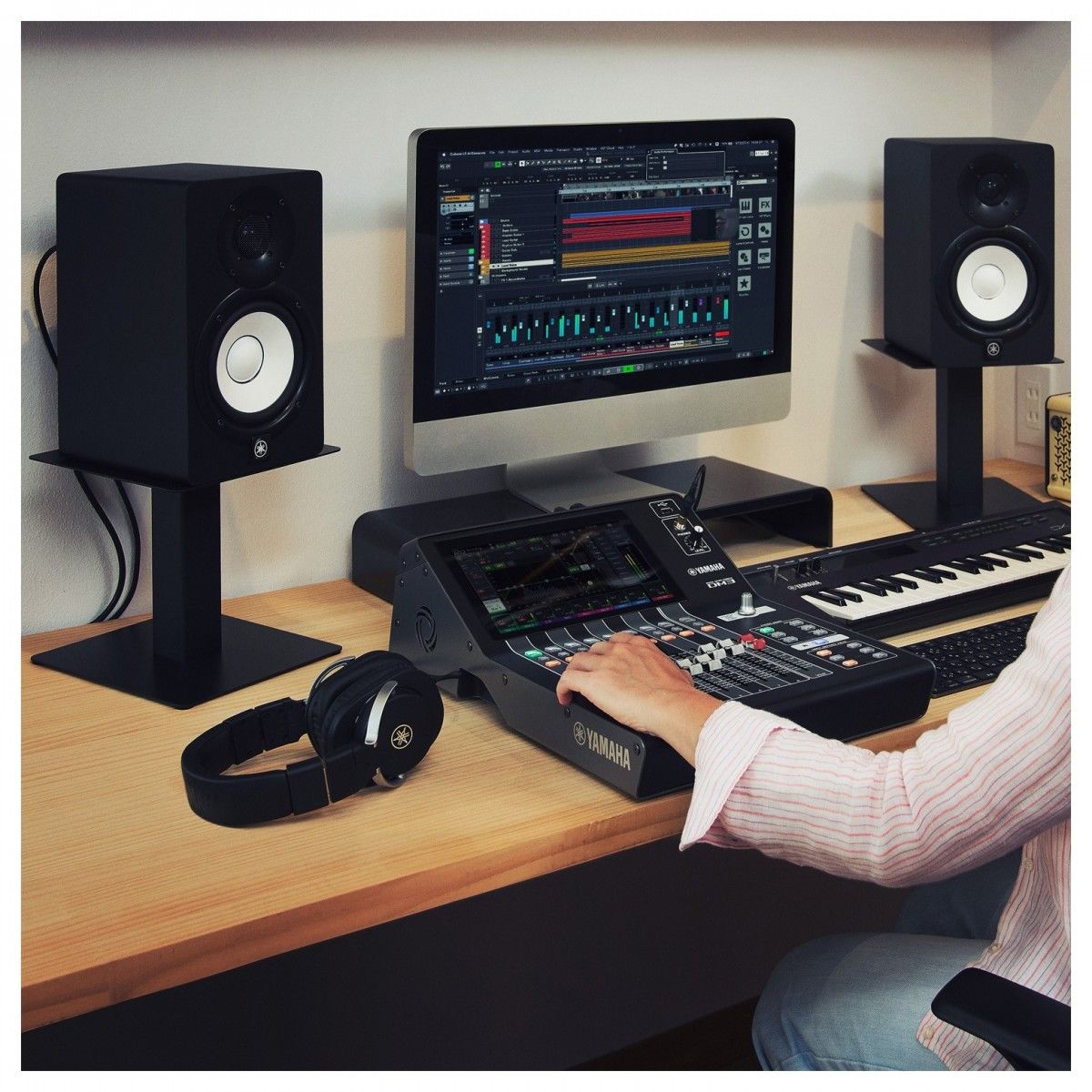 �������� ������ Yamaha DM3S
