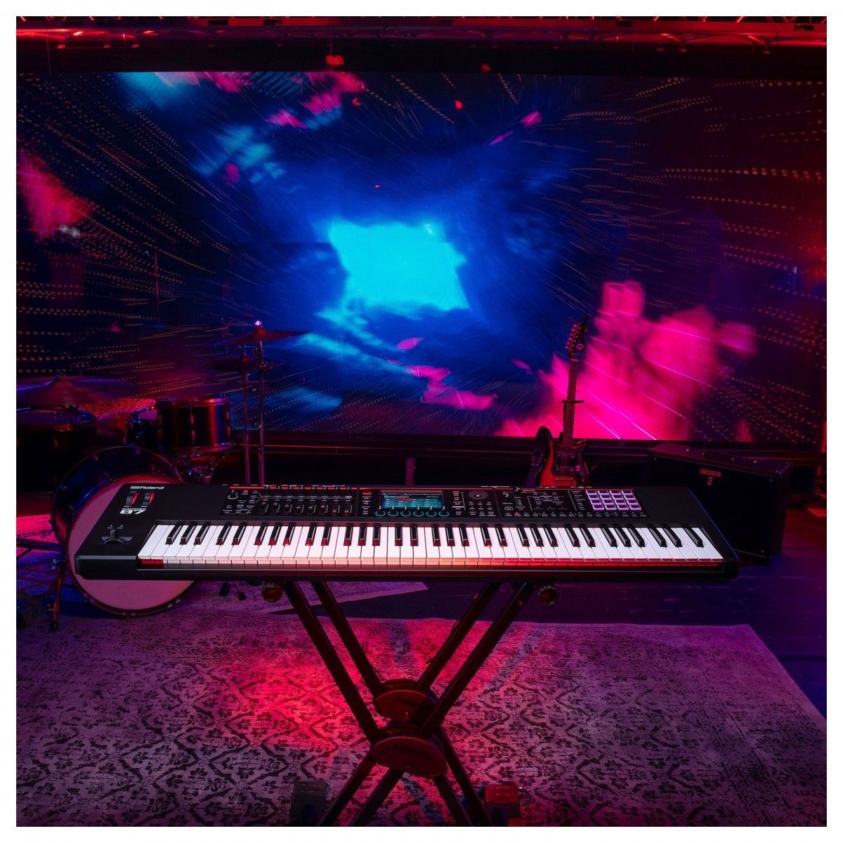 ���������������� ������� ������� ROLAND FANTOM-07