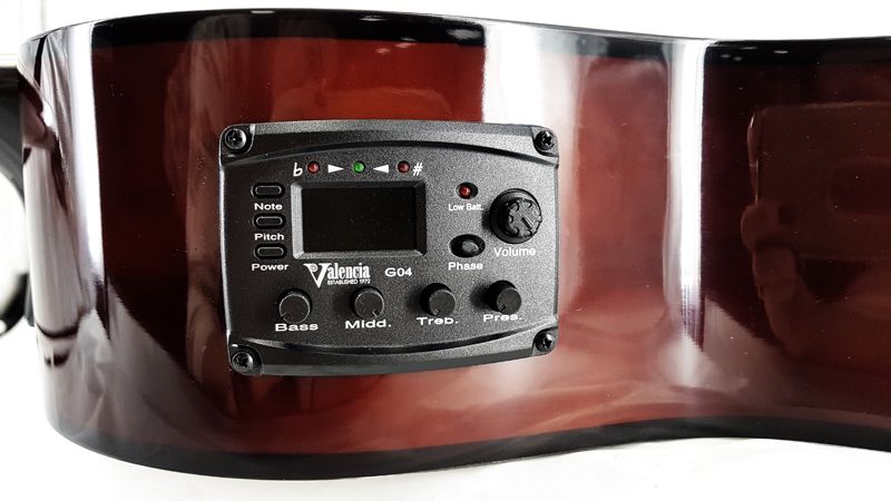 Гитара электроакустическая 4/4 Valencia VC104E